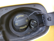Laden Sie das Bild in den Galerie-Viewer, AdBlue Adapter / Bordwerkzeug